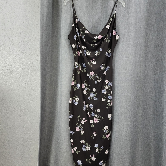 iris Dresses & Skirts - Iris Black Floral Midi Dress